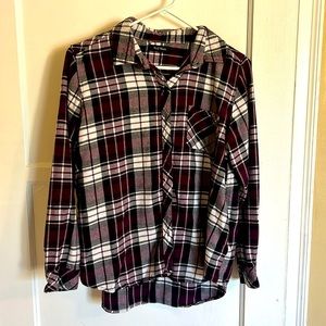 well Worn flannel shirt. Size M